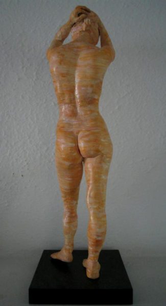 standingfemale21
